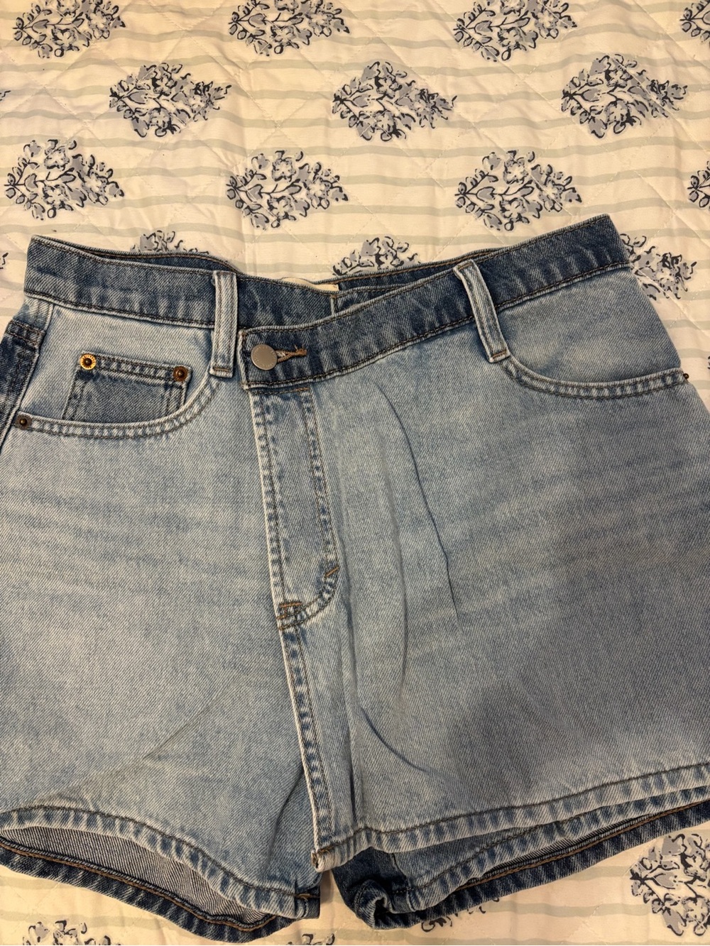 Universal Thread Light Blue High-Rise Denim Skort